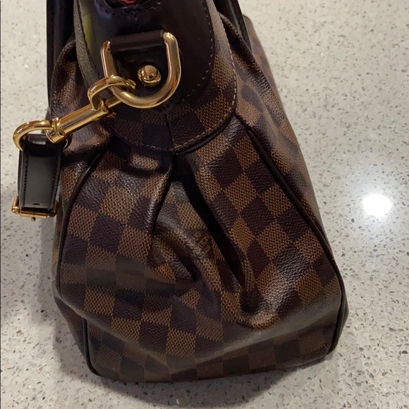 Authentic Louis Vuitton Handbag - Picture 2 of 7